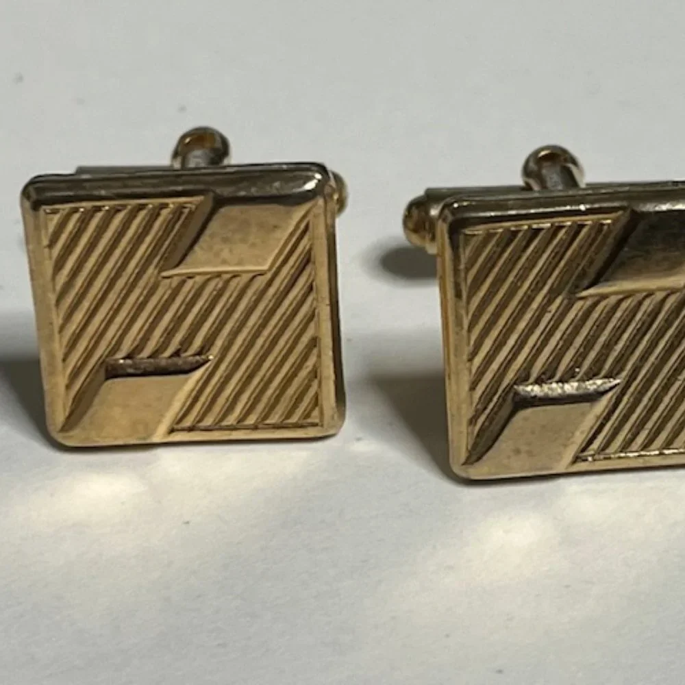 VTG Gold Tone Square Shaped Ribbon Style Cuff Links Retro Gift